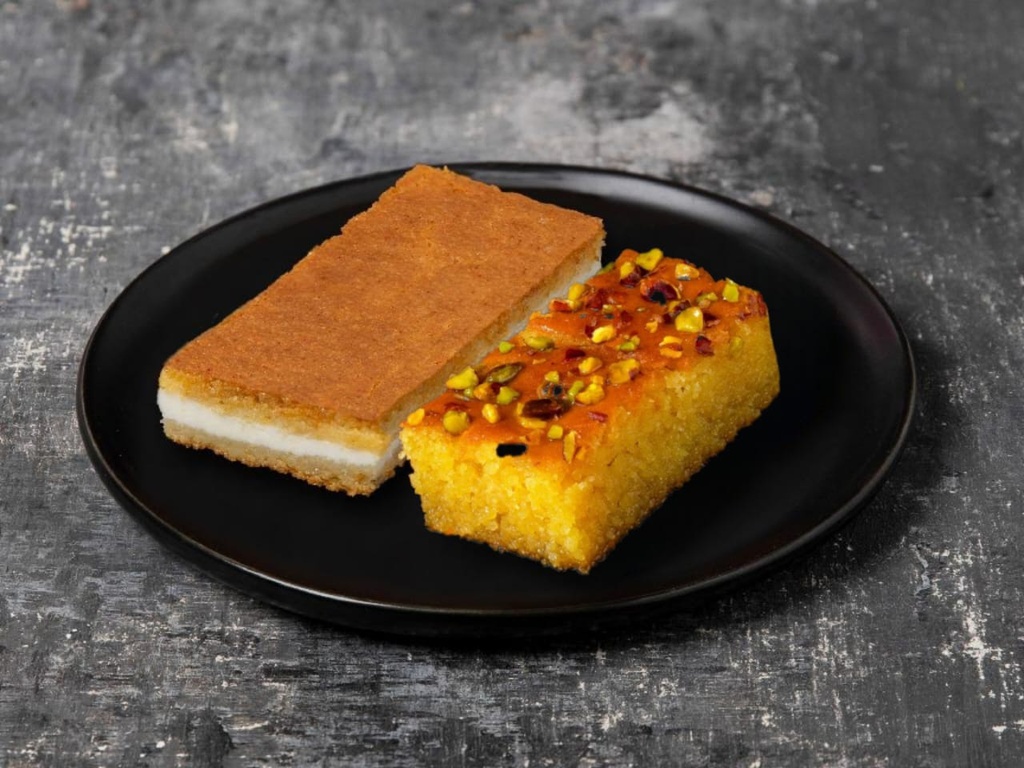 basbousa With Cream&amp; harrisa