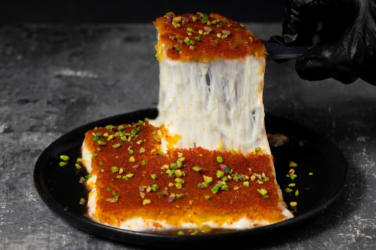 Soft Nabulsi Kunafa With Cheese